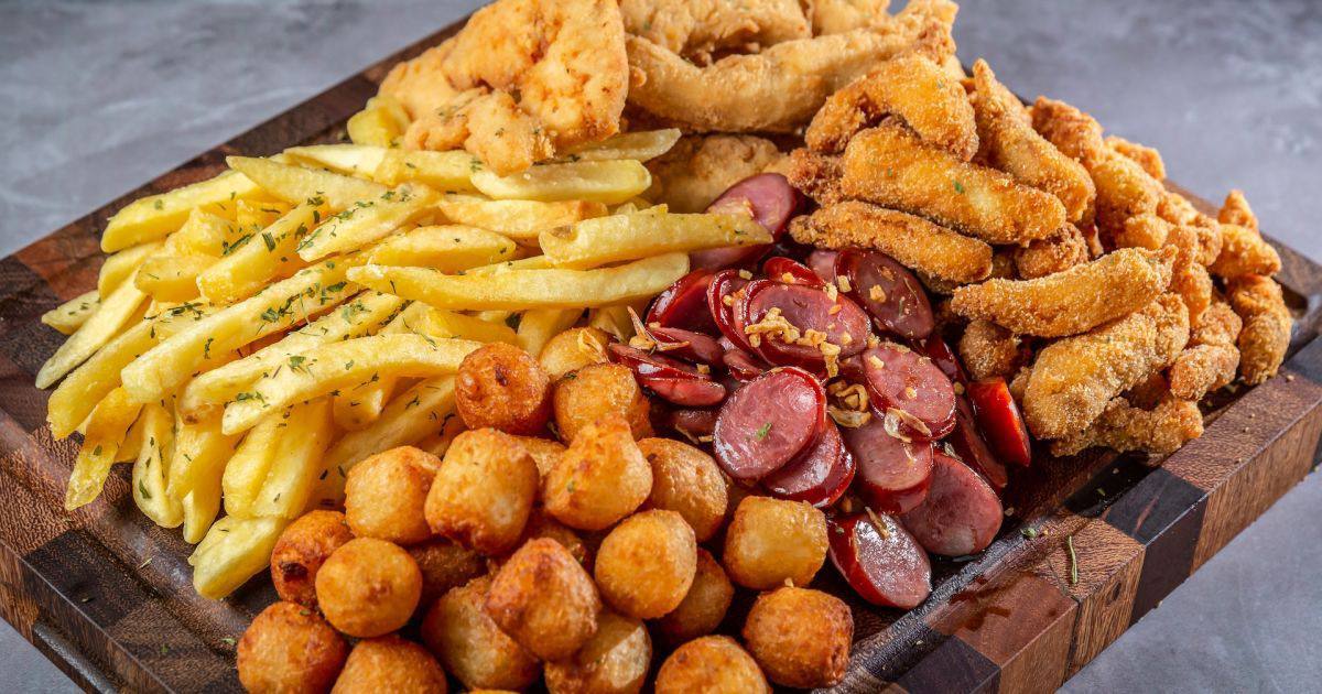 Τρώτε υπερβολικά: τι να κάνετε για να ηρεμήσετε το στομάχι σας